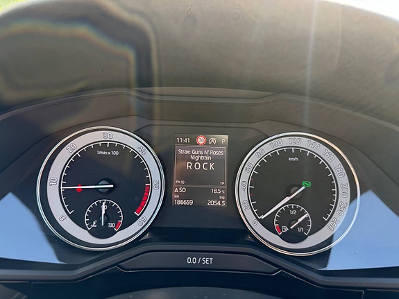 Skoda Superb 19 of 23