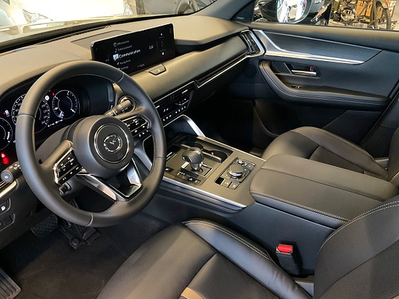 Mazda CX-60 9 of 15