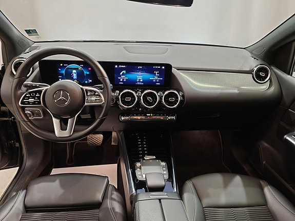 Mercedes-Benz B200 d 9 of 19