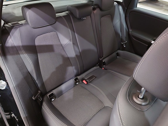 Mercedes-Benz B200 d 10 of 19
