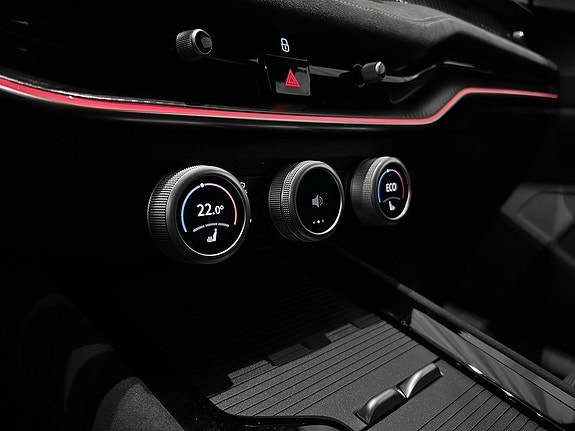 Skoda Superb 17 of 19