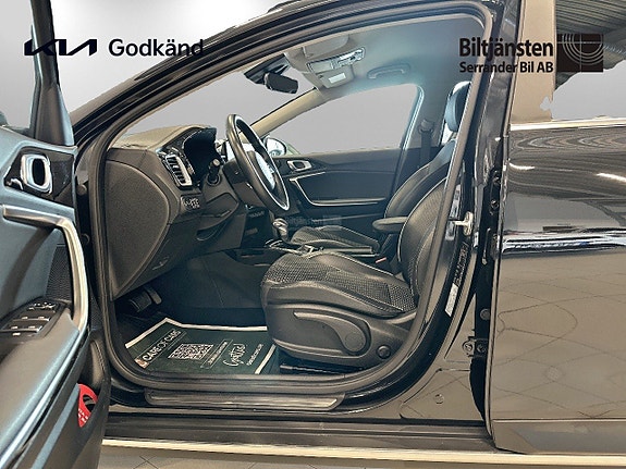 Kia XCeed 8 of 14