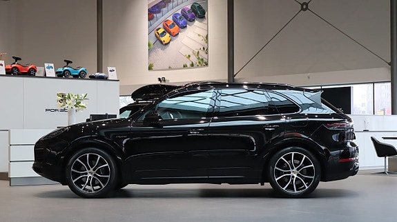 Porsche Cayenne 7 of 11