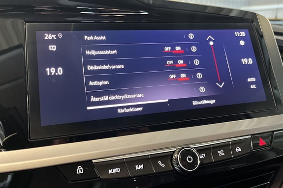 Opel Grandland 14 of 16