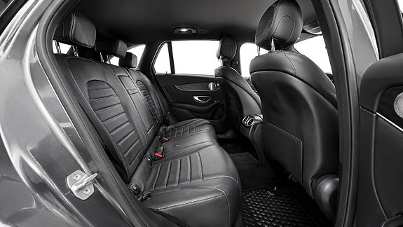 Mercedes-Benz GLC350 e 13 of 22