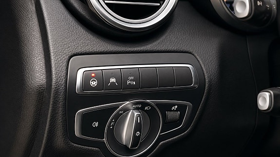Mercedes-Benz GLC350 e 17 of 22