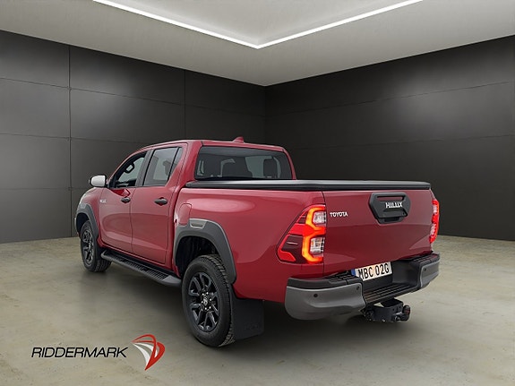 Toyota HiLux 8 of 30