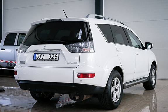 Mitsubishi Outlander 7 of 30