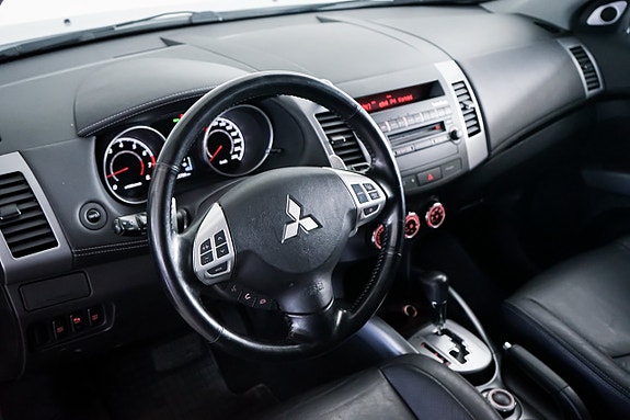 Mitsubishi Outlander 30 of 30
