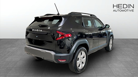 Dacia Duster 2 of 12