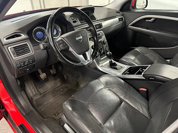 Volvo V70 9 of 13