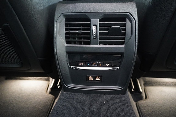 BMW M340i 11 of 21