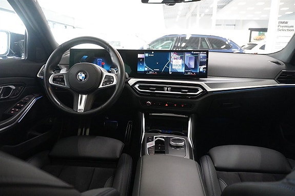 BMW M340i 10 of 21