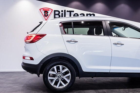 Kia Sportage 10 of 23