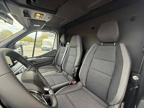 Renault RENAULT MASTER EUROBOX XXL 9 of 10