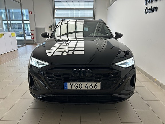 Audi Q8 e-tron 2 of 25