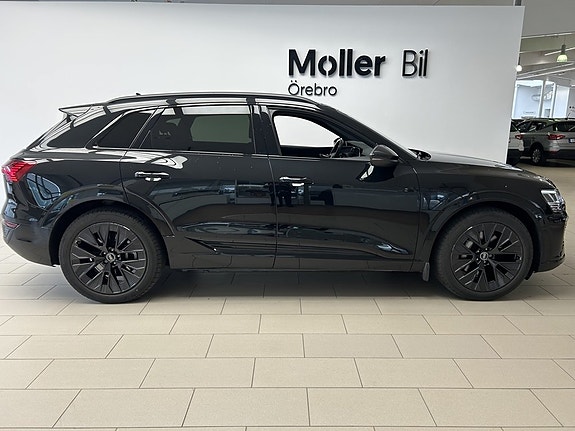 Audi Q8 e-tron 4 of 25