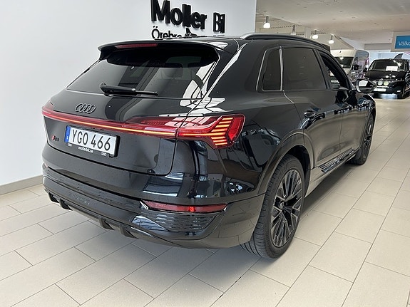 Audi Q8 e-tron 5 of 25
