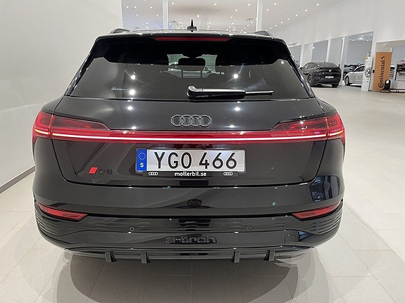 Audi Q8 e-tron 5 of 5