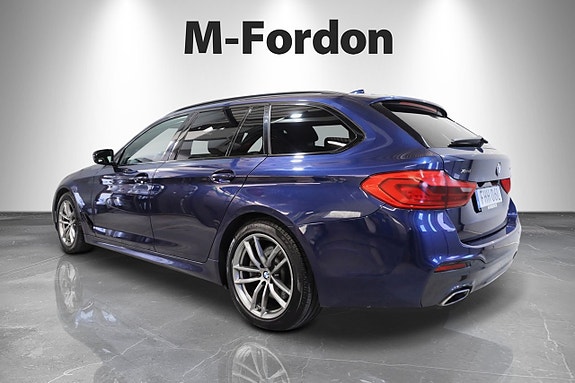 BMW 520d 4 of 5