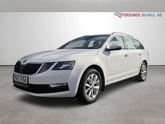 Skoda Octavia 3 of 5