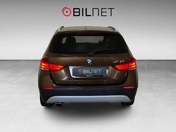 BMW X1 4 of 5