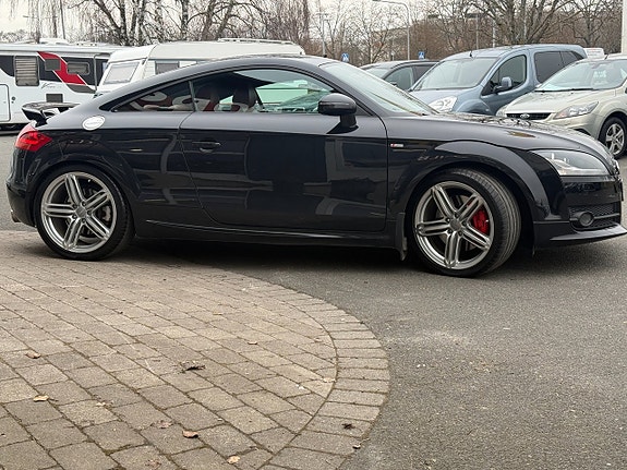 Audi Quattro 3 of 5