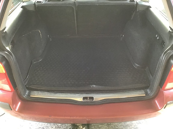 Volkswagen Passat 14 of 19