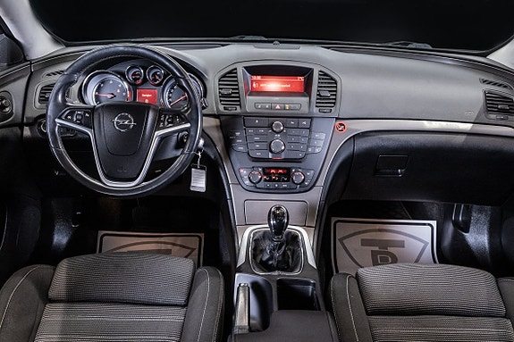 Opel Insignia 15 of 22