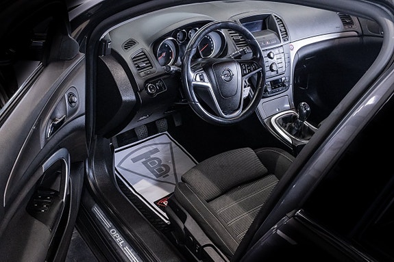 Opel Insignia 12 of 22