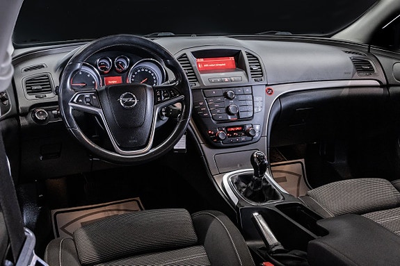 Opel Insignia 17 of 22