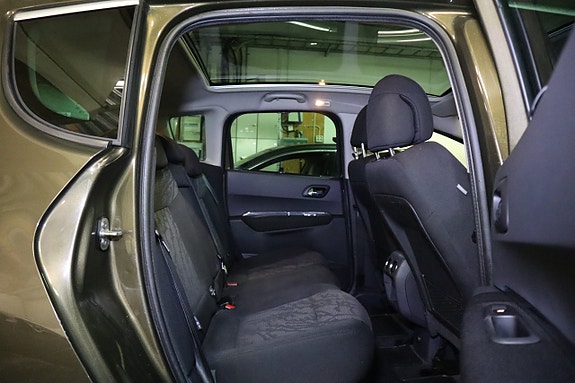 Peugeot 3008 14 of 17