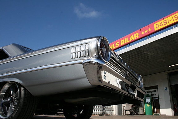 Ford Galaxie 13 of 26