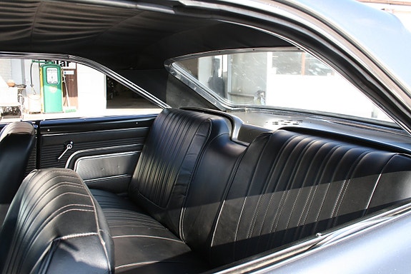 Ford Galaxie 18 of 26