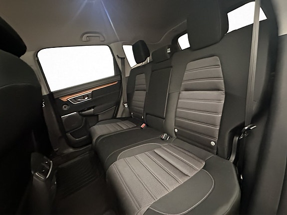 Honda CR-V 23 of 28