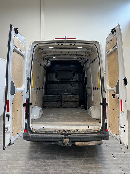 Volkswagen Crafter 35 13 of 14