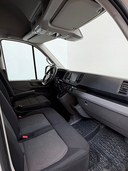Volkswagen Crafter 35 12 of 14