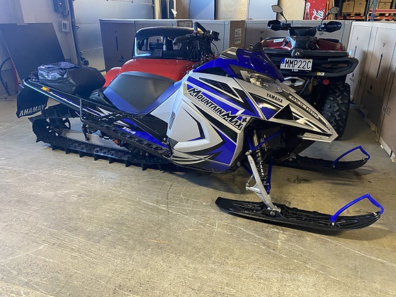 Yamaha MOUNTAIN MAX 800