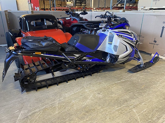 Yamaha MOUNTAIN MAX 800 2 of 5