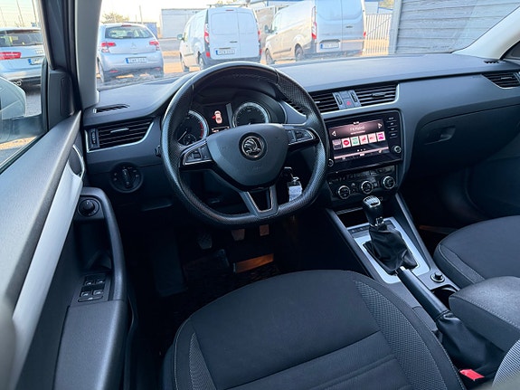 Skoda Octavia 24 of 30