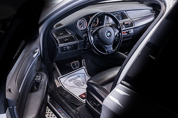 BMW X6 12 of 24