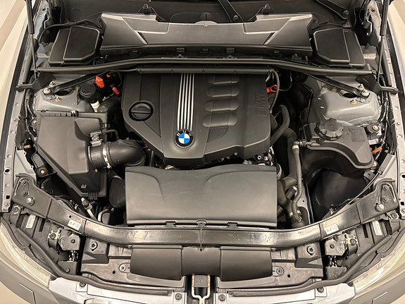 BMW 320d 13 of 16