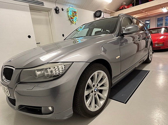 BMW 320d 4 of 16