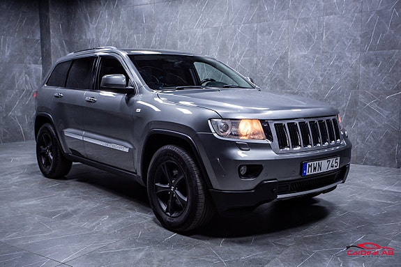 Jeep Grand Cherokee 9 of 29