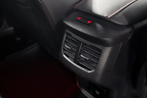 Ford Mondeo 21 of 30