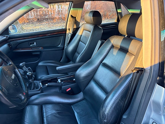 Audi A8 10 of 17