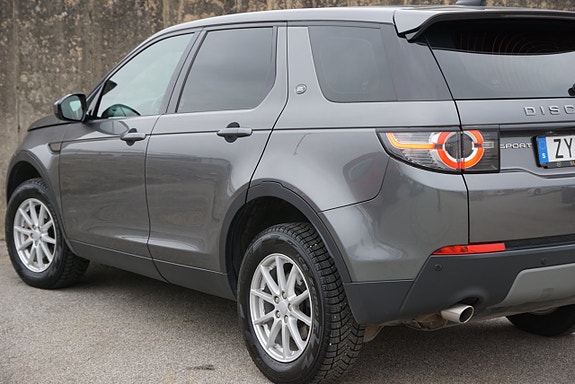 Land Rover Discovery Sport 5 of 5