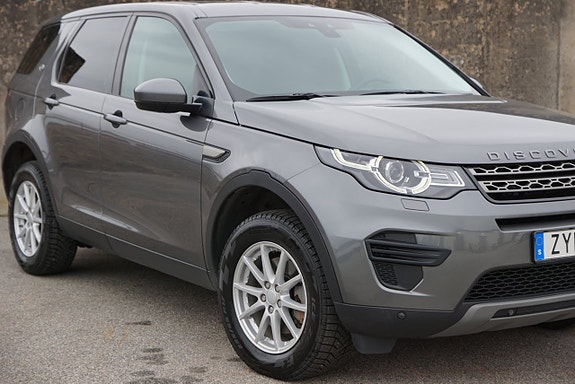 Land Rover Discovery Sport 2 of 5