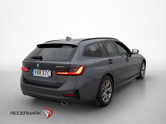 BMW 330e 5 of 5