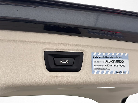 BMW 330e 24 of 30